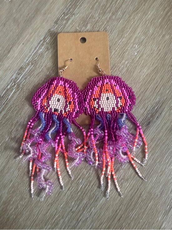 Jewelry - Beaded Jellyfish Dangle Earrings in Pink & Purple